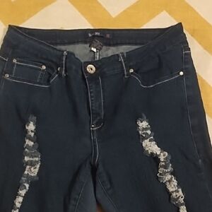 Stylish Blue Distressed Women Jeans